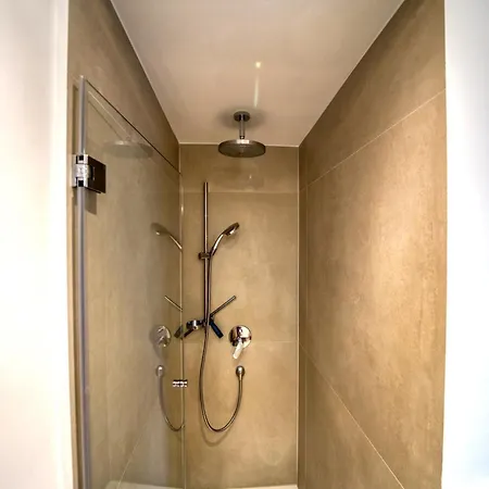 - Haus K, App 0k0504